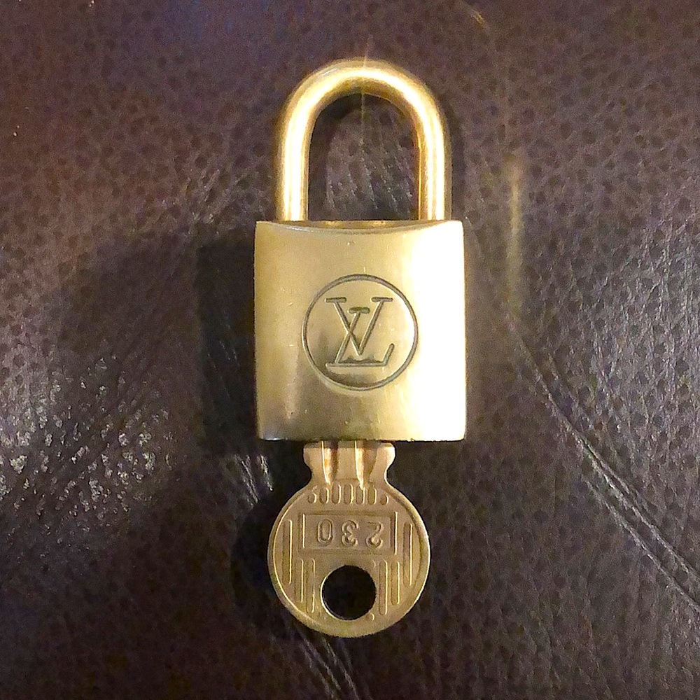 Vintage LV Louis Vuitton Padlock Lock & Key 230